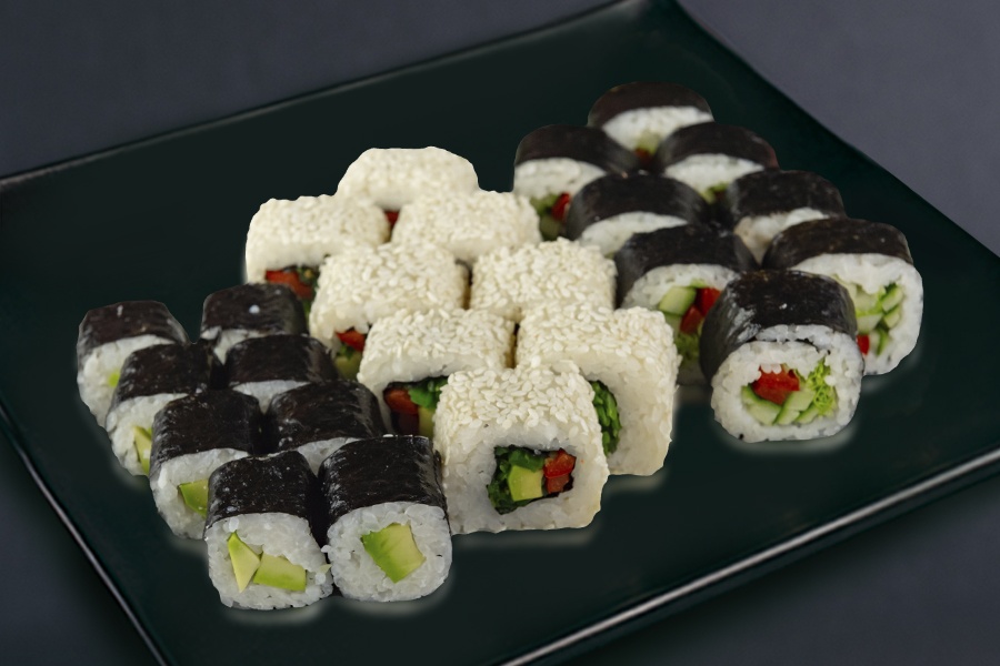 ����� ����